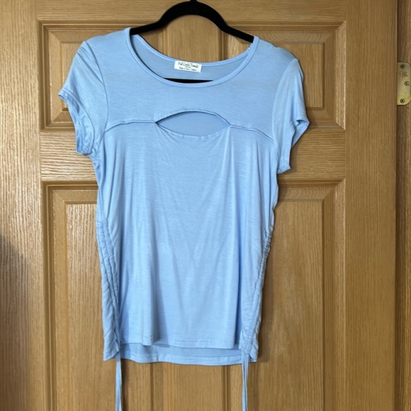 Peekaboo t-shirt - Picture 1 of 5